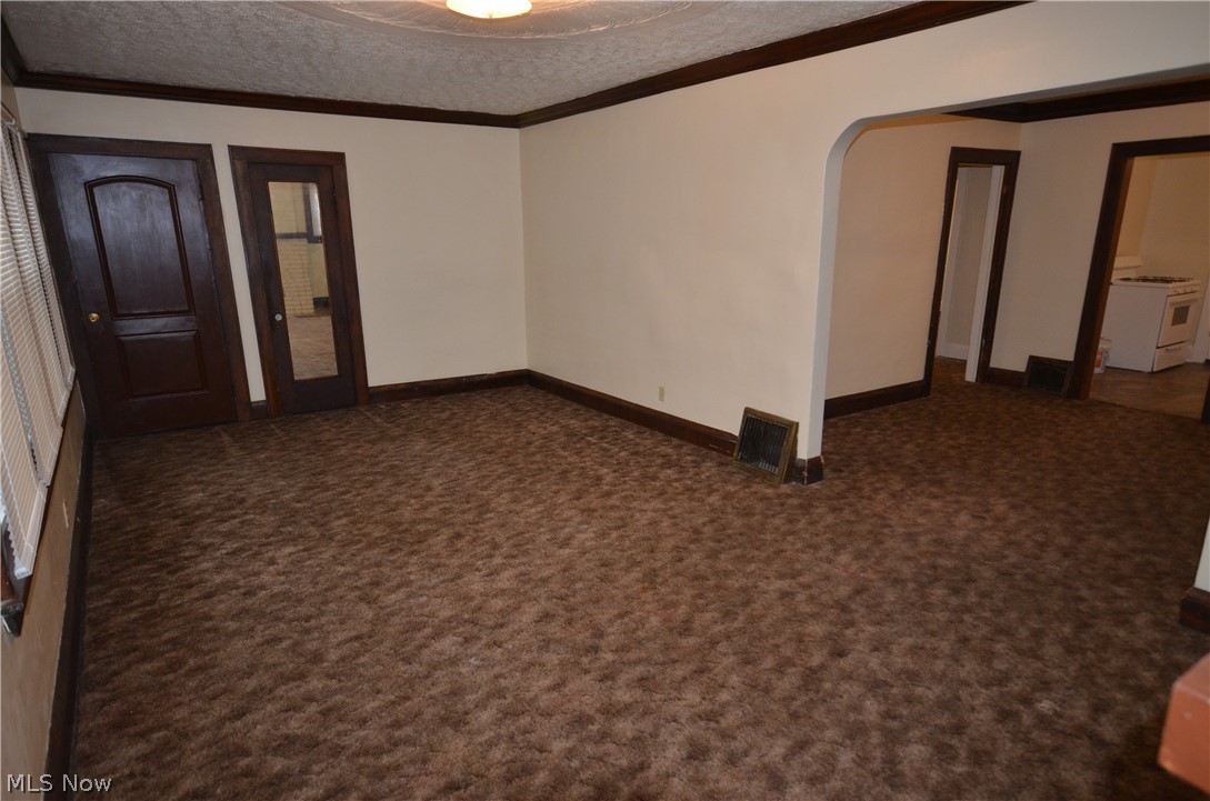 774 Copley Road Akron, OH 44320 - Photo 9 of 31 first floor