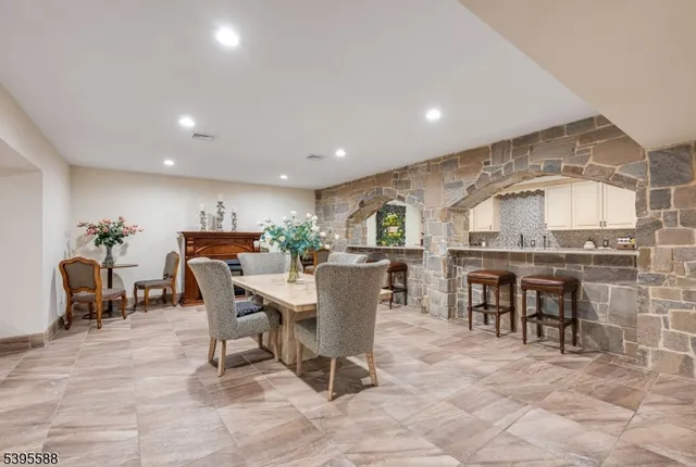 $2,988,000 | 305 Green Road, Sparta, NJ 07871