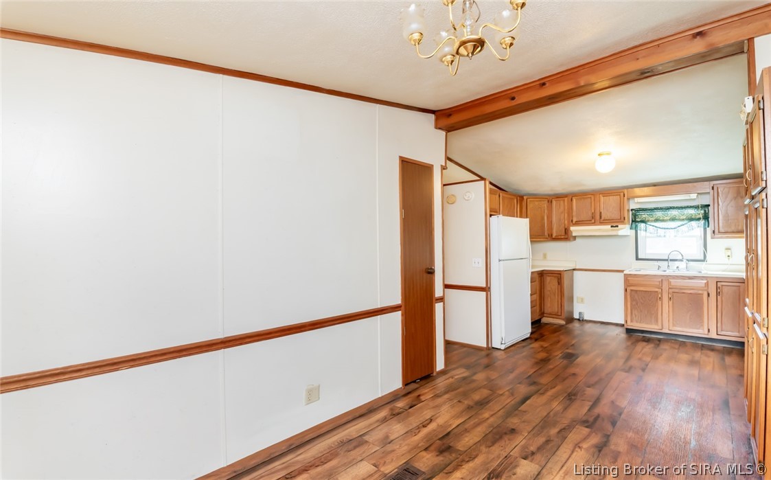 824 East Marshfield Road Scottsburg, IN 47170 - Photo 19 of 48 Gallery Image 19