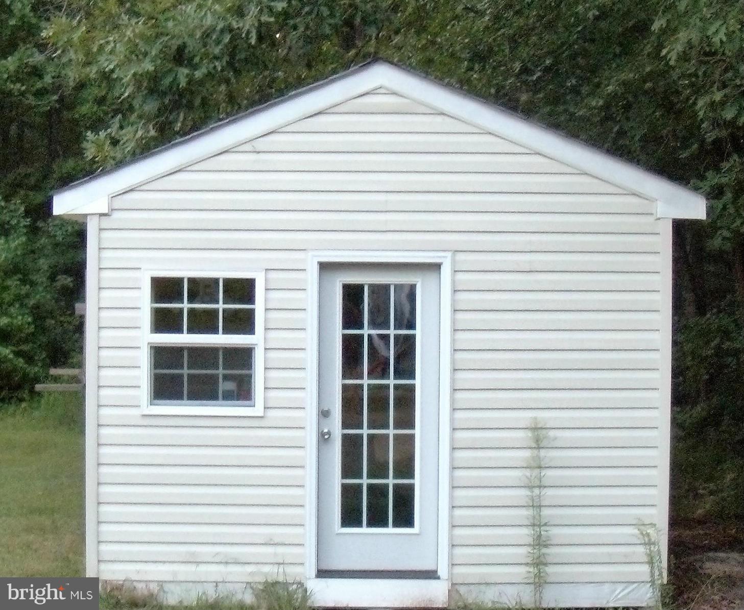 10032 Talley Road Spotsylvania, VA 22553 - Photo 10 of 15 Office