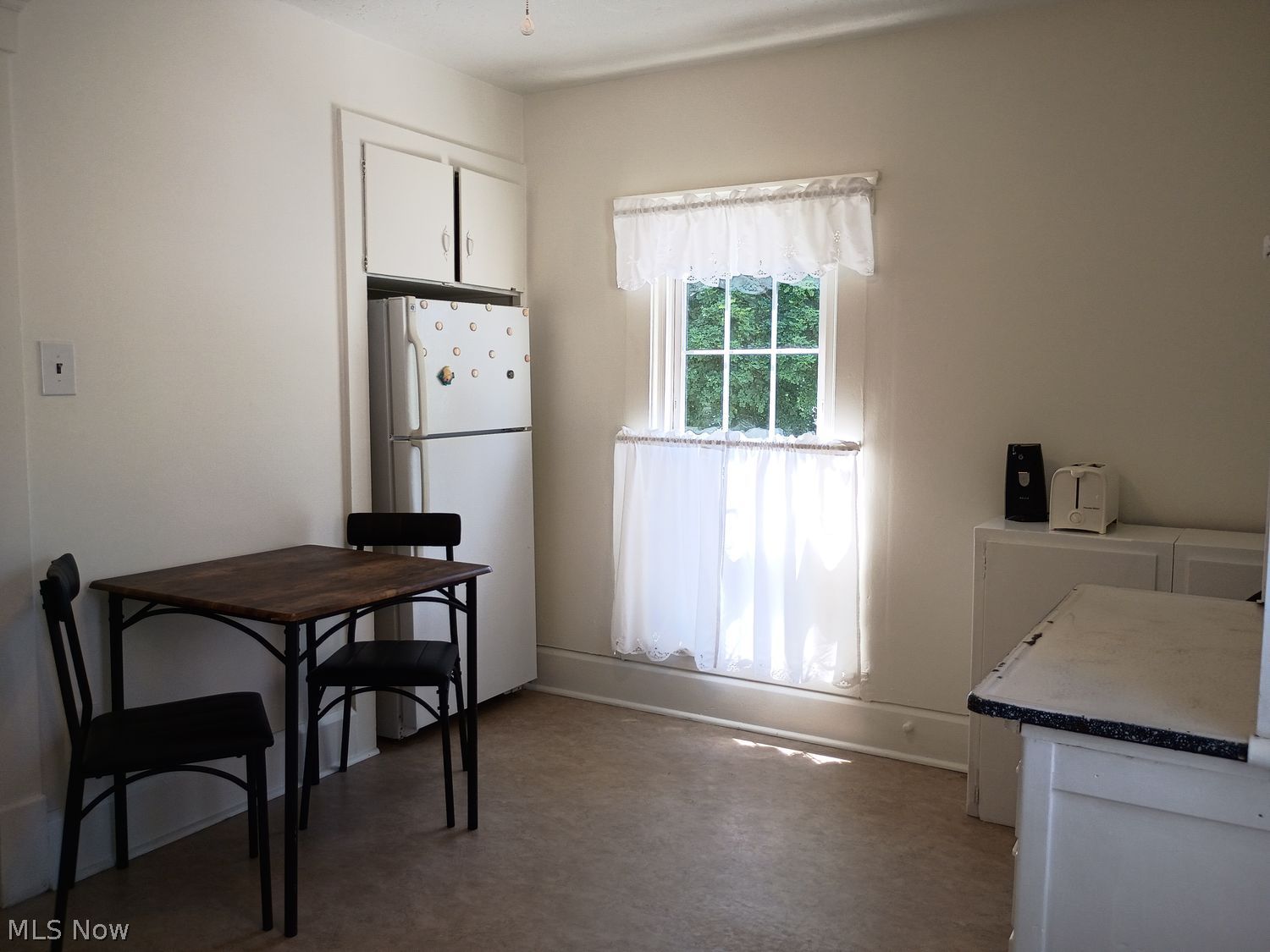 238 Howe Street, Unit UP Elyria, OH 44035 - Photo 4 of 22
