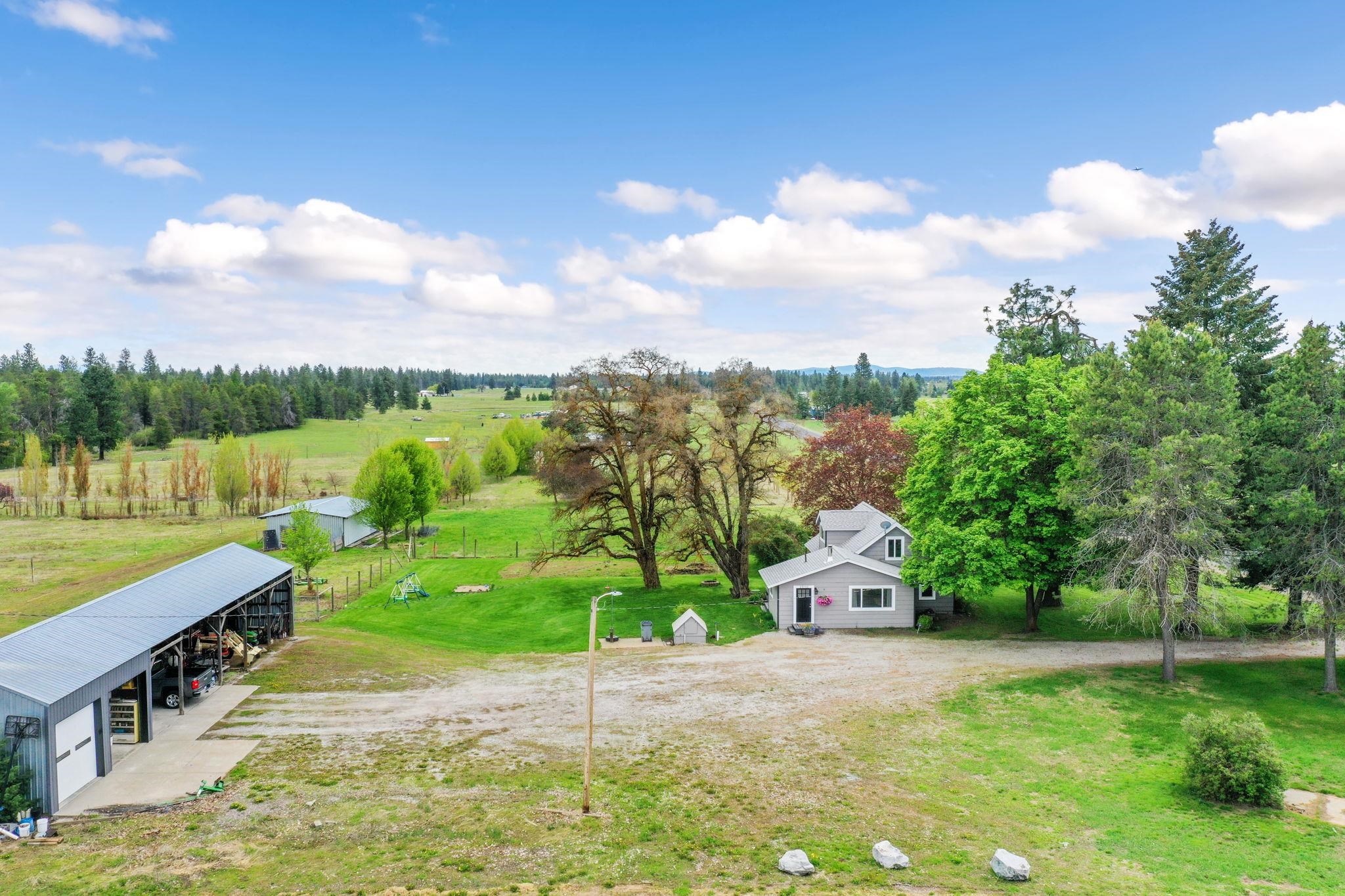 39110 North Sherman Road Deer Park, WA 99006 - Photo 1 of 48 Gallery Image 1