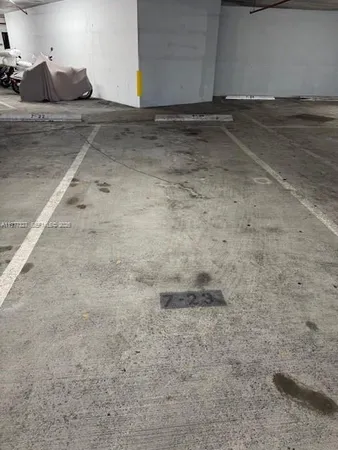 $595,000 | 888 Biscayne Boulevard, Unit 4011, Miami, FL 33132