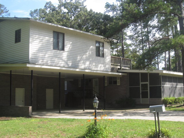 529 Shady Banks Road Washington, NC 27889 - Photo 1 of 22 Primary Photo