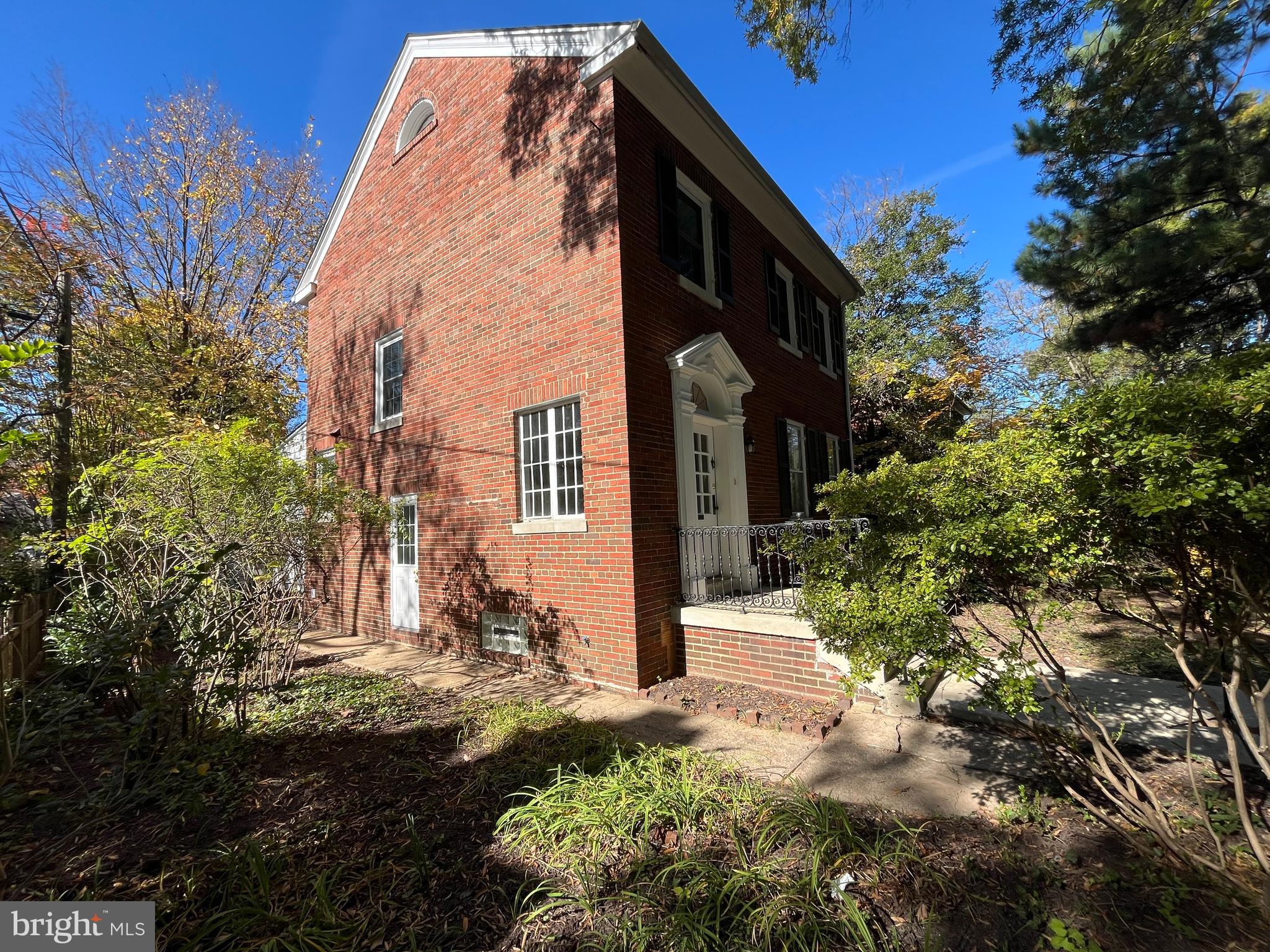 5316 Reno Road Northwest Washington, DC 20015 - Photo 4 of 70 Gallery Image 4