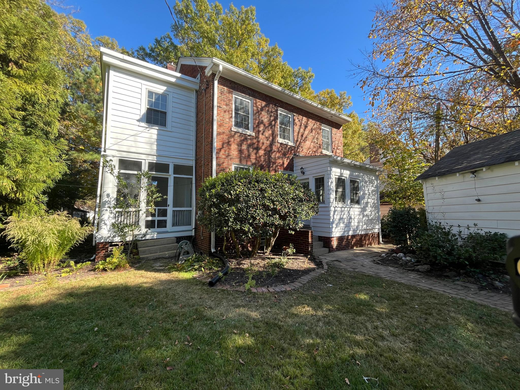 5316 Reno Road Northwest Washington, DC 20015 - Photo 8 of 70 Gallery Image 8
