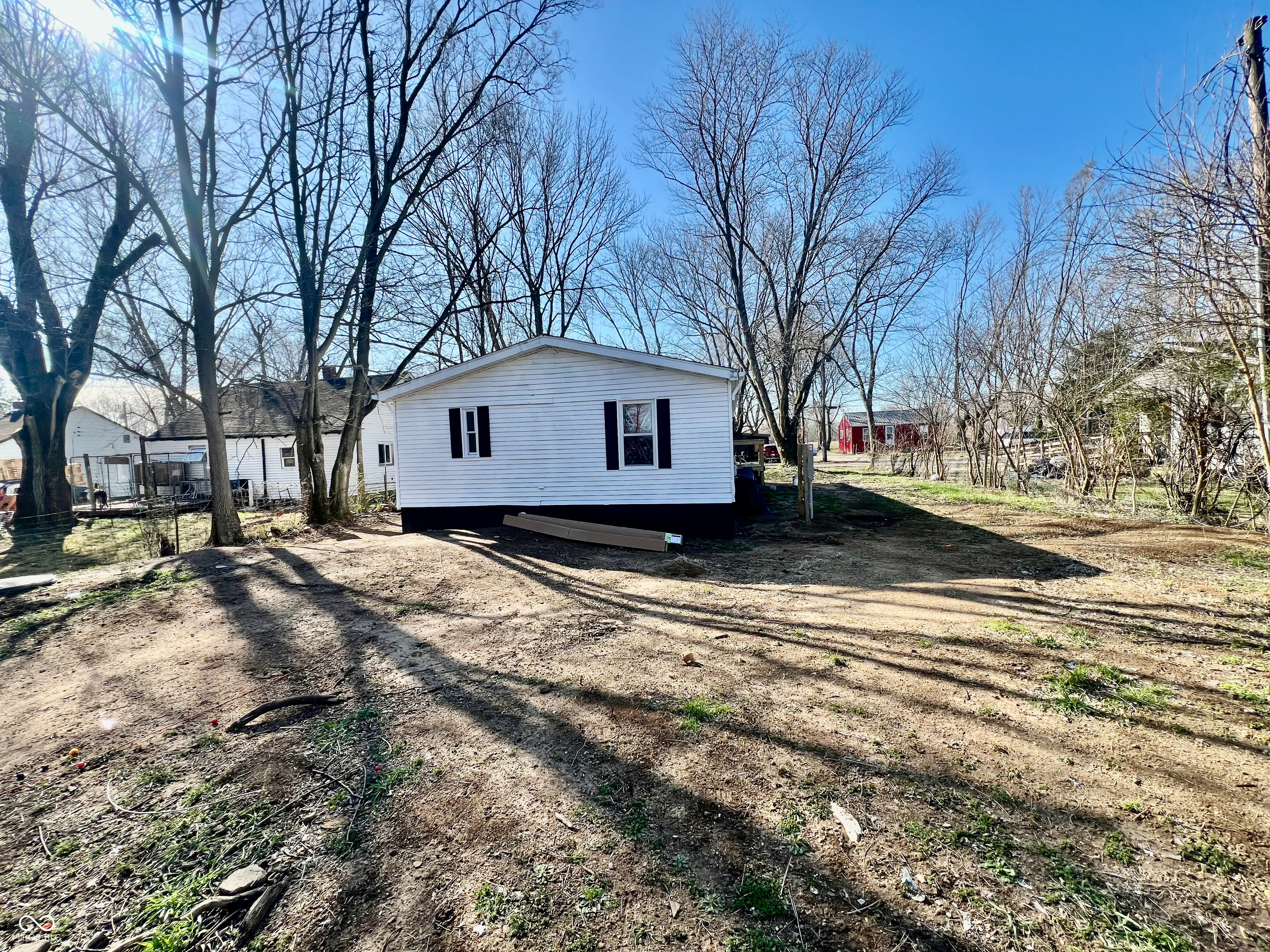 448 Dawson Street Columbus, IN 47201 - Photo 4 of 5