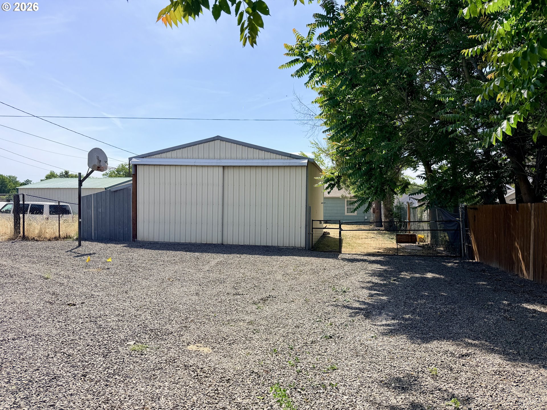 797 Diagonal Boulevard Hermiston, OR 97838 - Photo 2 of 19