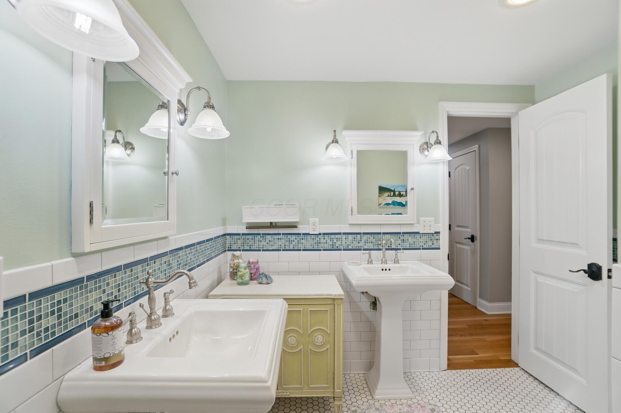 2231 Inchcliff Road Columbus, OH 43221 - Photo 75 of 120
