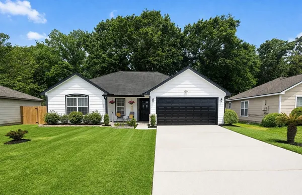 $214,900 | 16393 Danika Oak, Conroe, TX 77306