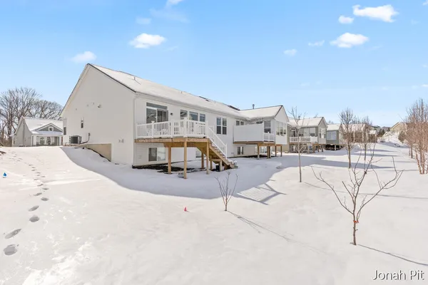 $449,900 | 3093 Brayridge Drive, Jenison, MI 49428