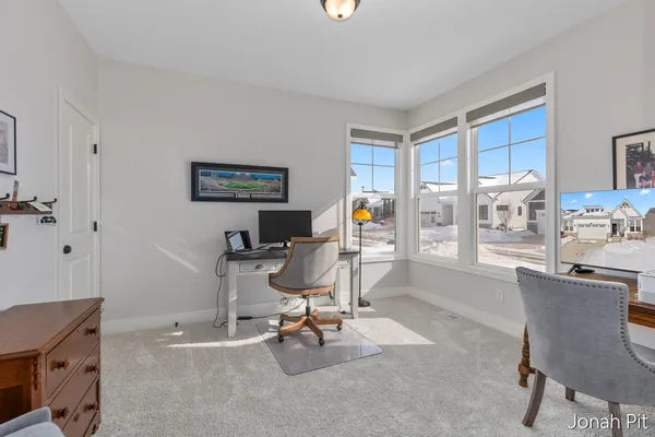 $449,900 | 3093 Brayridge Drive, Jenison, MI 49428