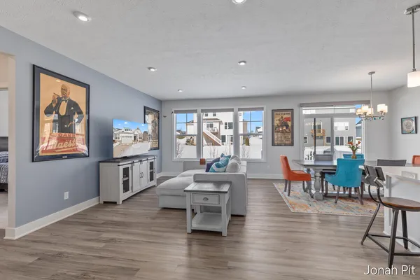 $449,900 | 3093 Brayridge Drive, Jenison, MI 49428