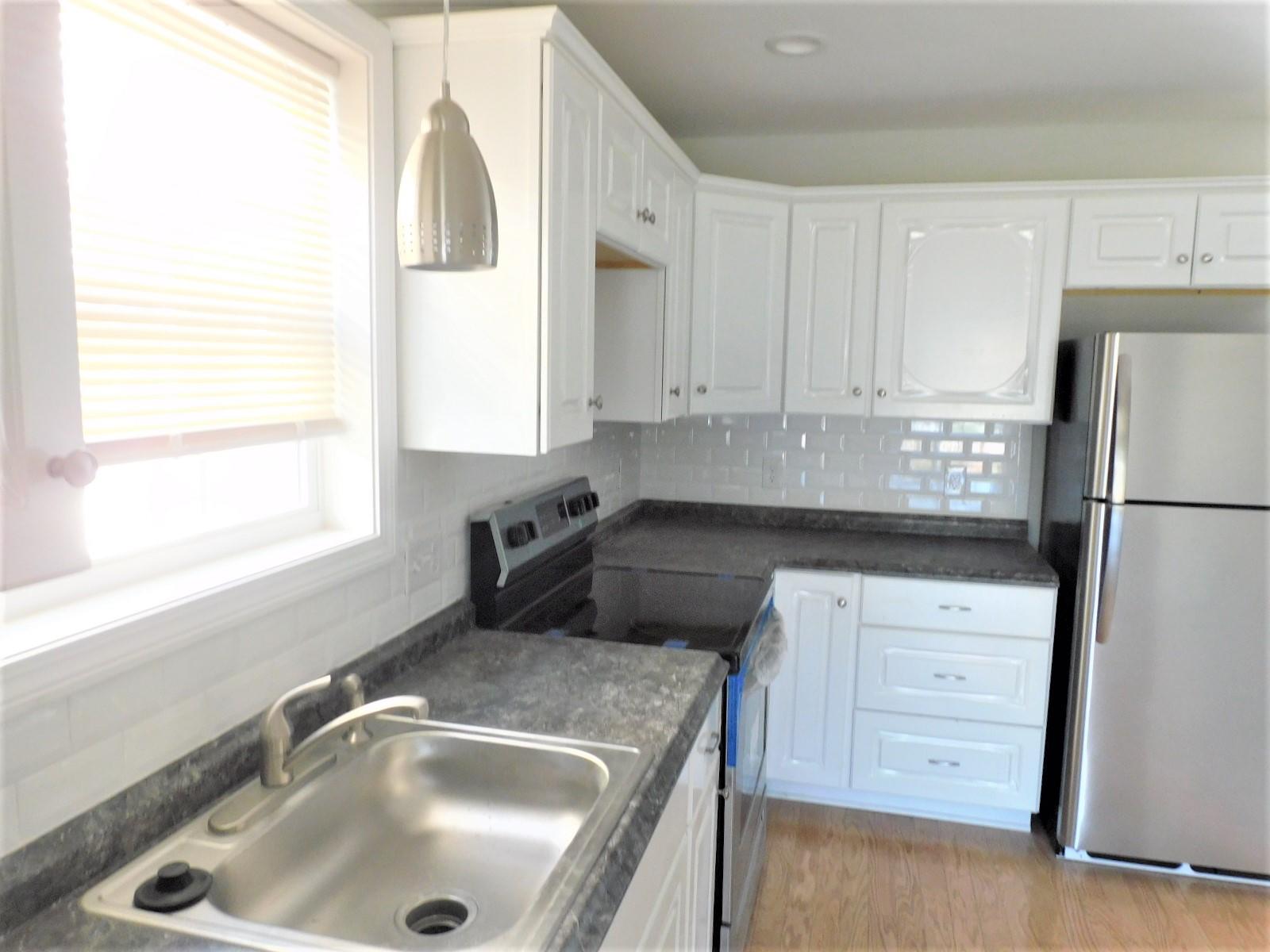 64 Ocean Park Road, Unit 2 Saco, ME 04072 - Photo 4 of 12 DSCN0825