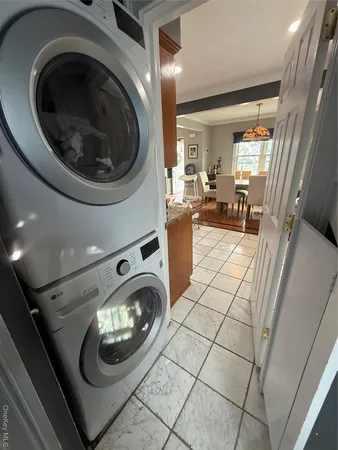 $4,350 | 433 West Park Avenue, Unit 1, Long Beach, NY 11561