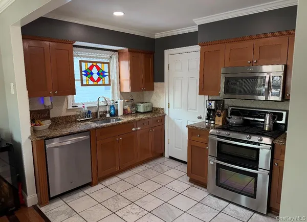 $4,350 | 433 West Park Avenue, Unit 1, Long Beach, NY 11561