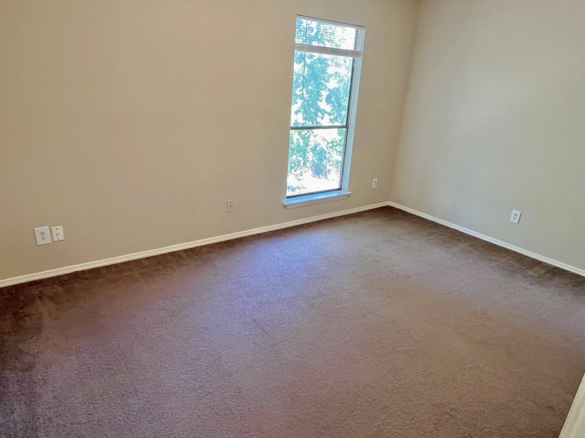 112 Hillside Cove, Unit B Elgin, TX 78621 - Photo 13 of 19 Gallery Image 13
