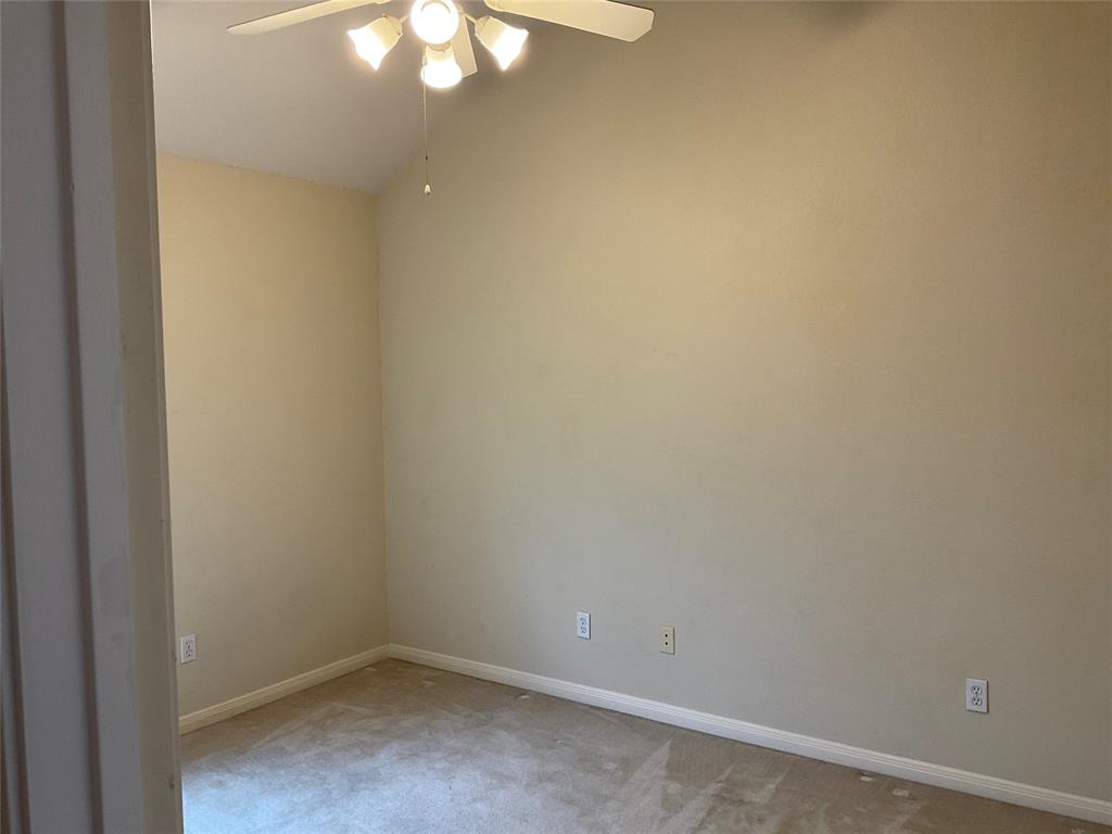 212 Toluca Trail Hewitt, TX 76643 - Photo 20 of 27 Bedroom 2