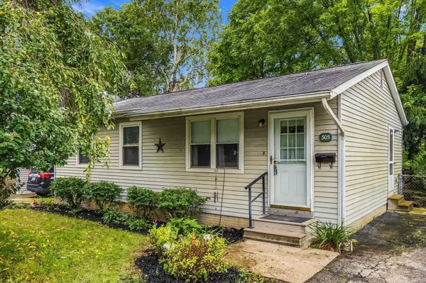 $199,900 | 305 Lake Street, Delaware, OH 43015