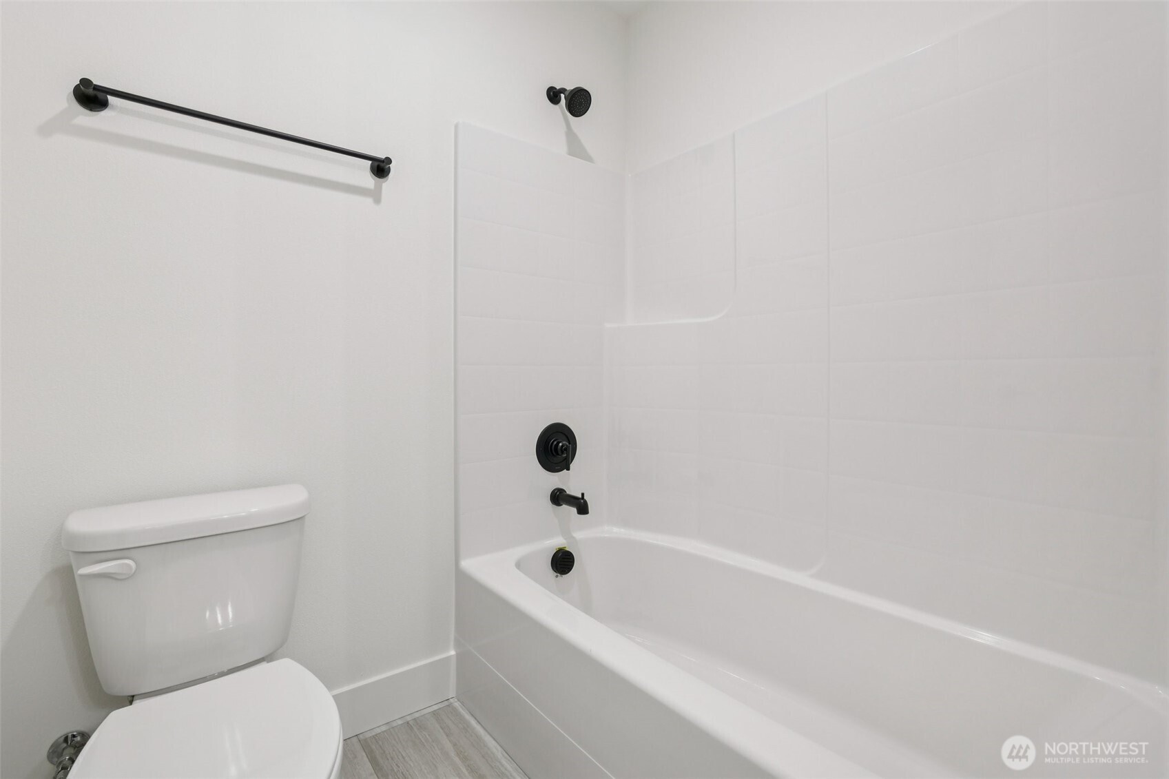 14 160th Place Southeast Bothell, WA 98012 - Photo 28 of 39 a bathroom with a toilet and a bathtub