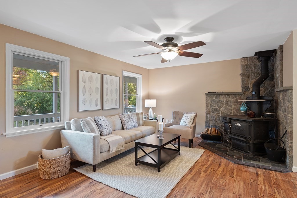 84 Sampson Road Bolton, MA 01740 - Photo 14 of 41