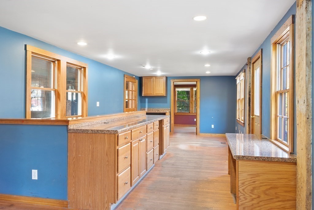 84 Sampson Road Bolton, MA 01740 - Photo 26 of 41