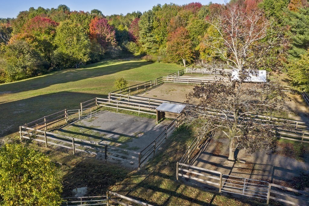 84 Sampson Road Bolton, MA 01740 - Photo 31 of 41
