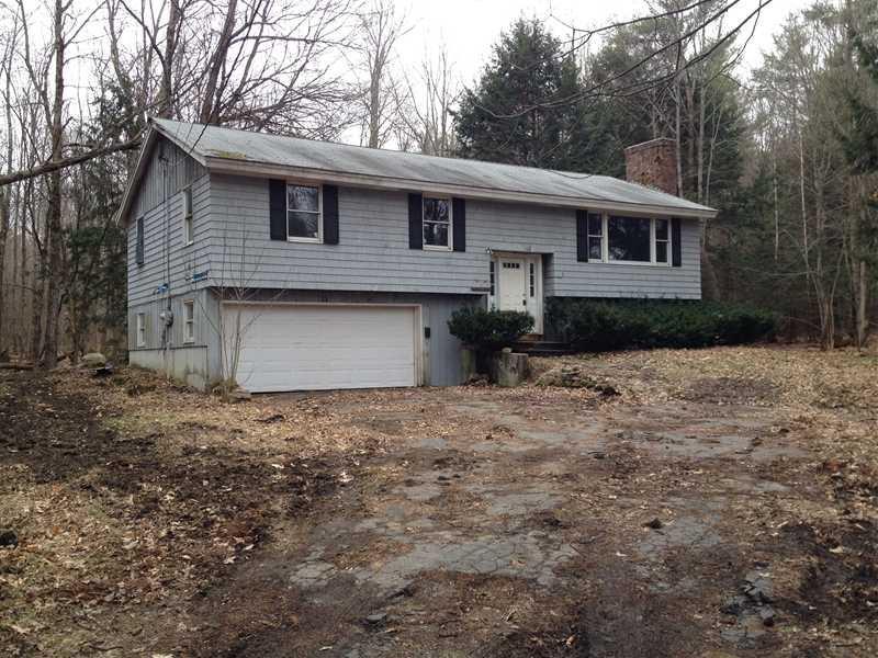 3 Tarkiln Hill Road Raymond, ME 04071 - Photo 1 of 5 Exterior Front.