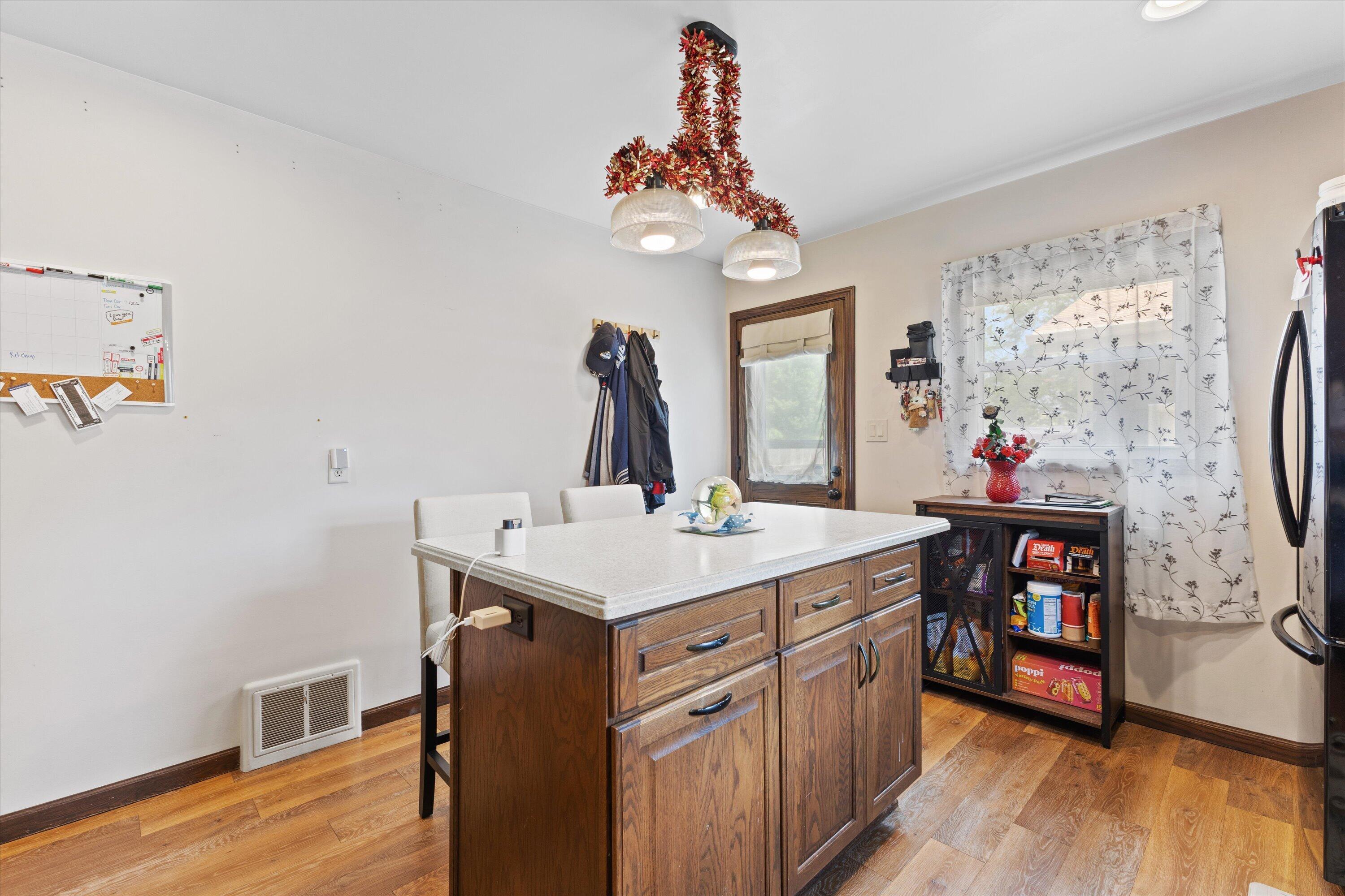 3915 55th Street Kenosha, WI 53144 - Photo 8 of 23 08-KCM-42