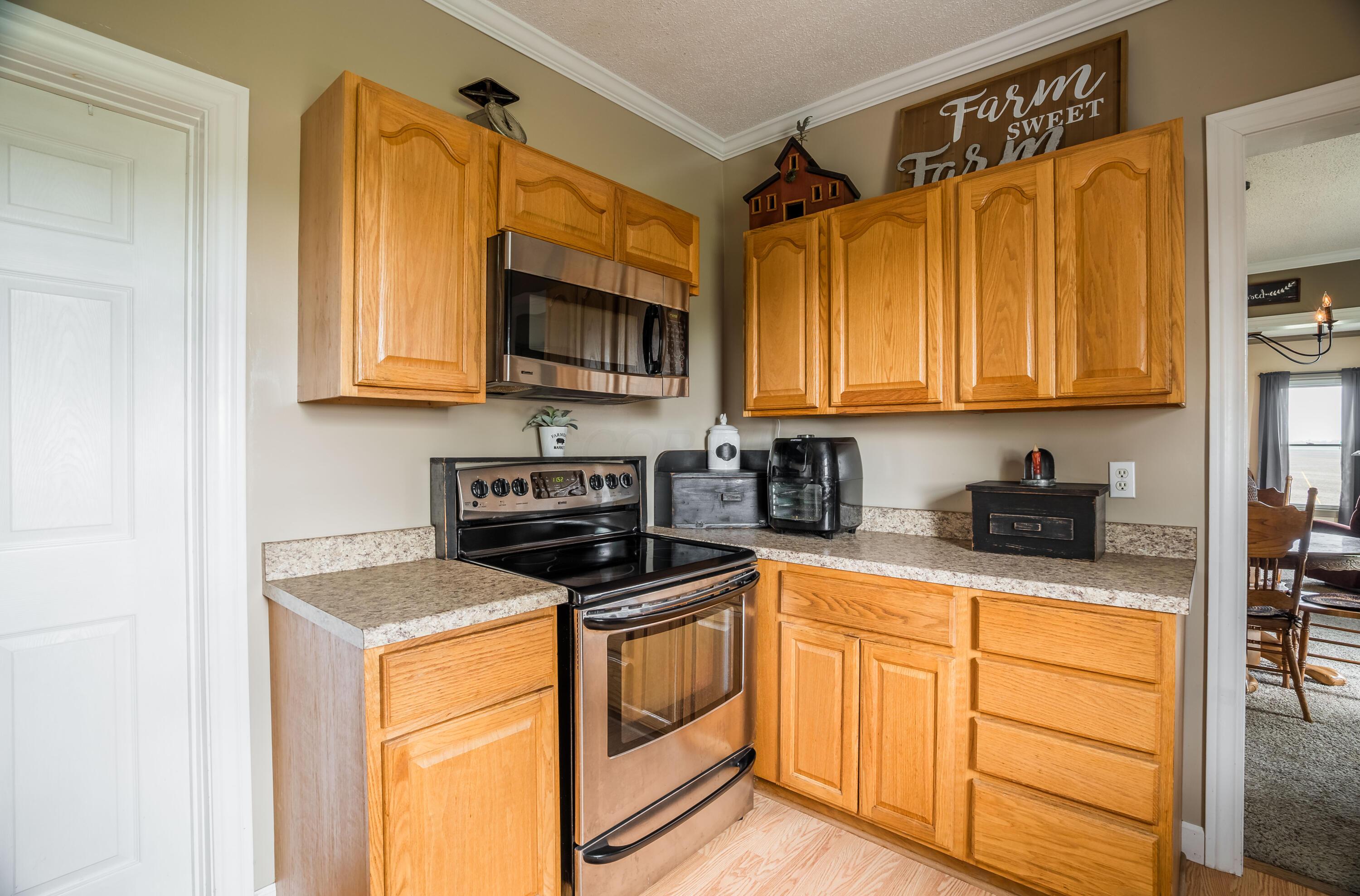 6010 Versailles Road Piqua, OH 45356 - Photo 11 of 41 AKP-12