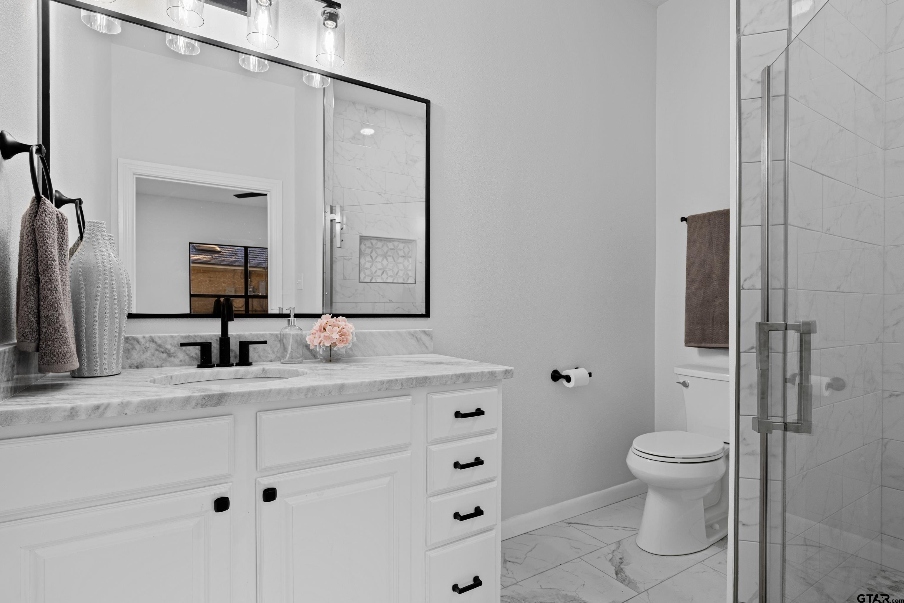 1201 Montclair Street Longview, TX 75601 - Photo 37 of 48