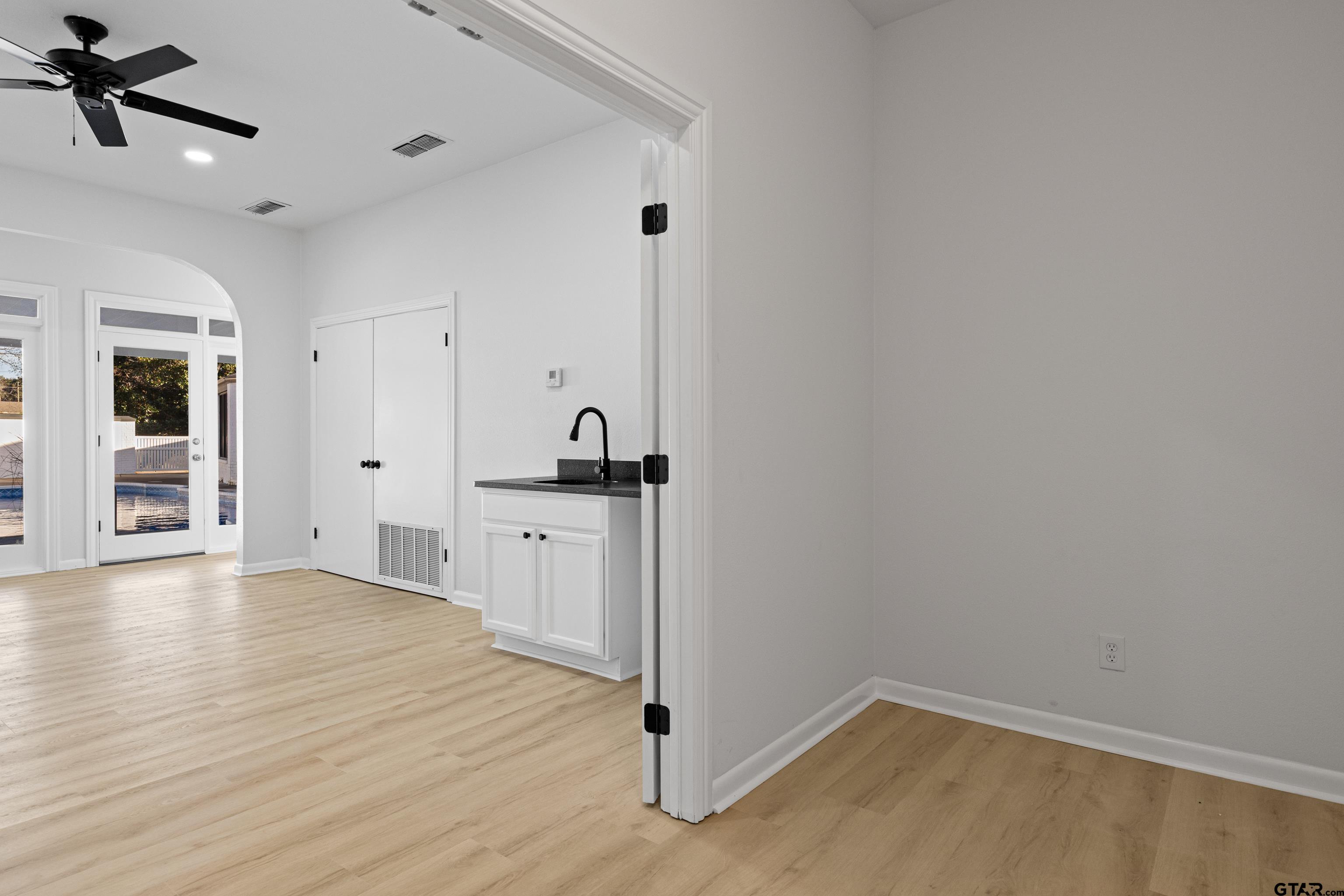 1201 Montclair Street Longview, TX 75601 - Photo 38 of 48