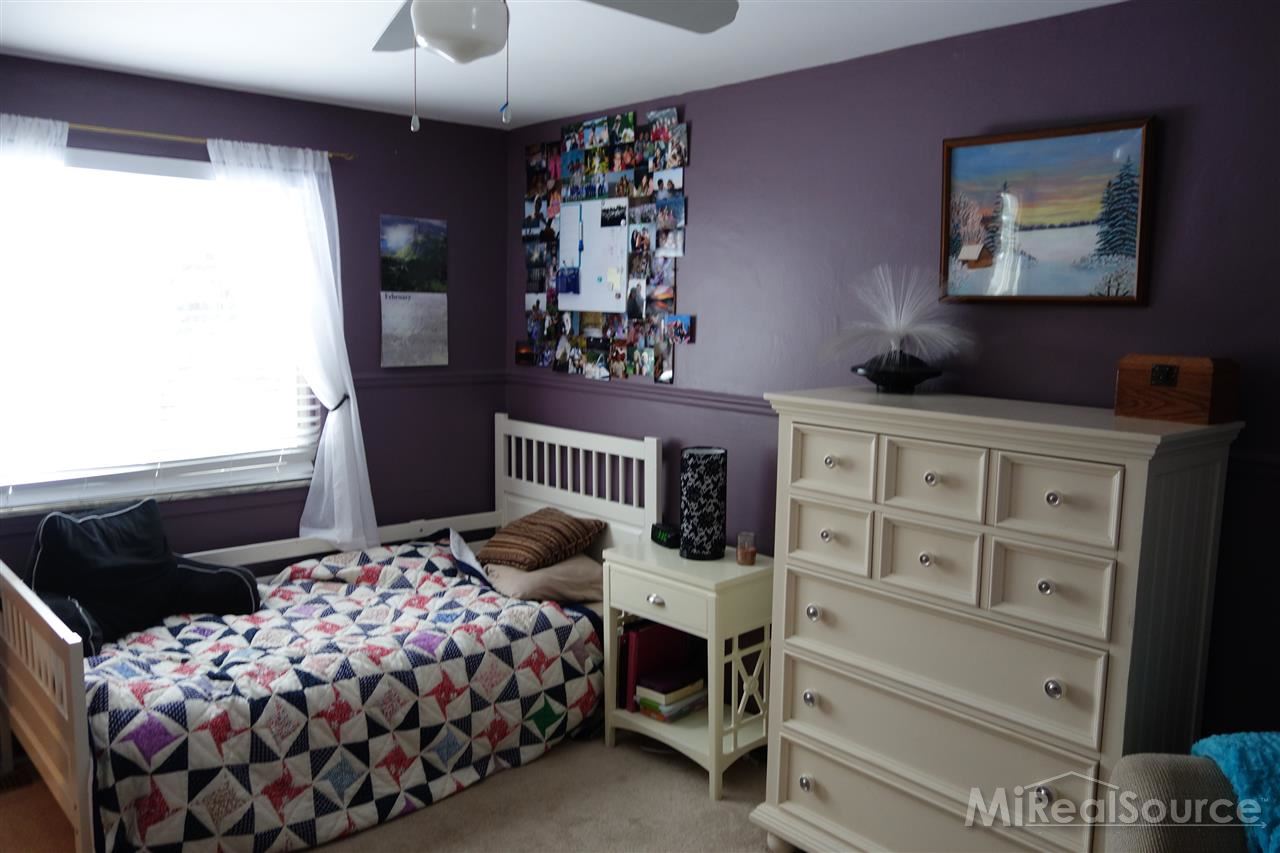 585 Plum Ridge Drive Rochester Hills, MI 48309 - Photo 19 of 24