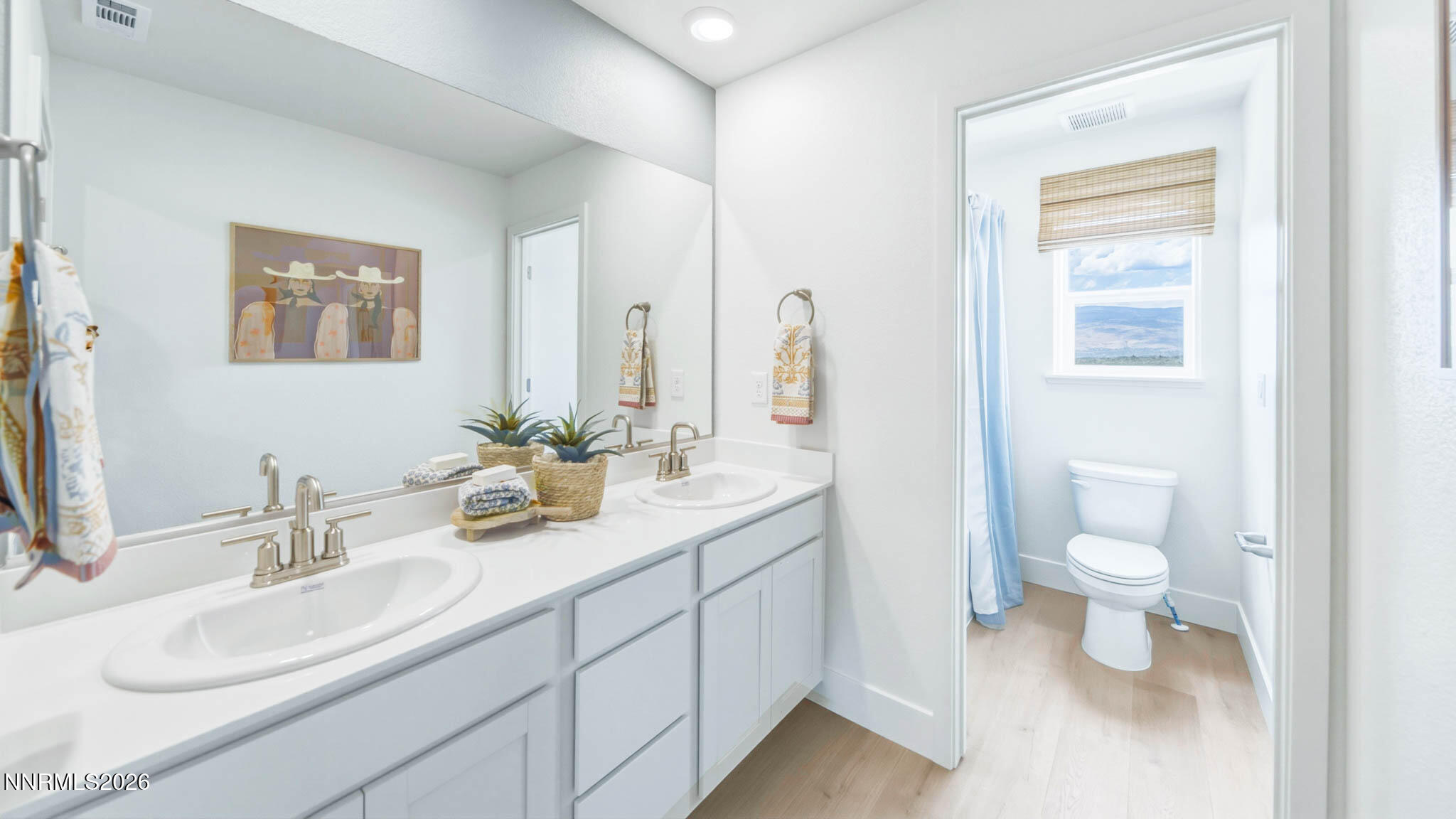 3615 George Sullivan Parkway Reno, NV 89512 - Photo 25 of 29 Secondary Bathroom