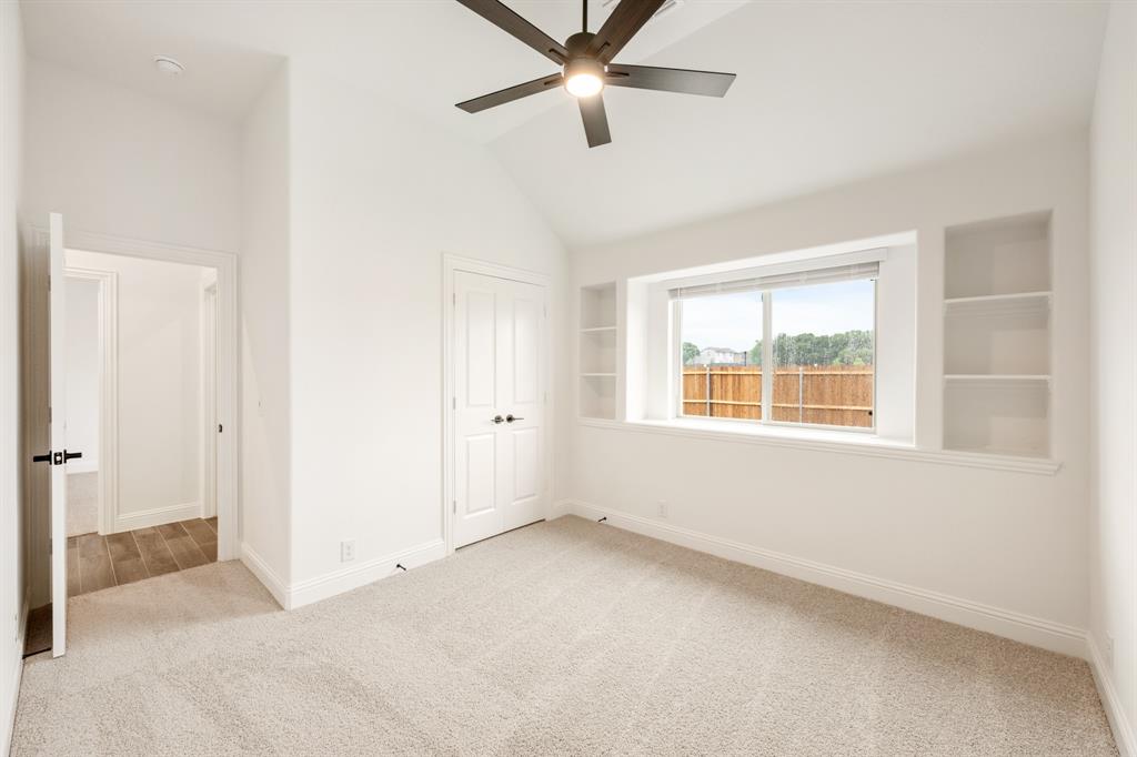 409 Loftsmoor Lane Red Oak, TX 75154 - Photo 13 of 40
