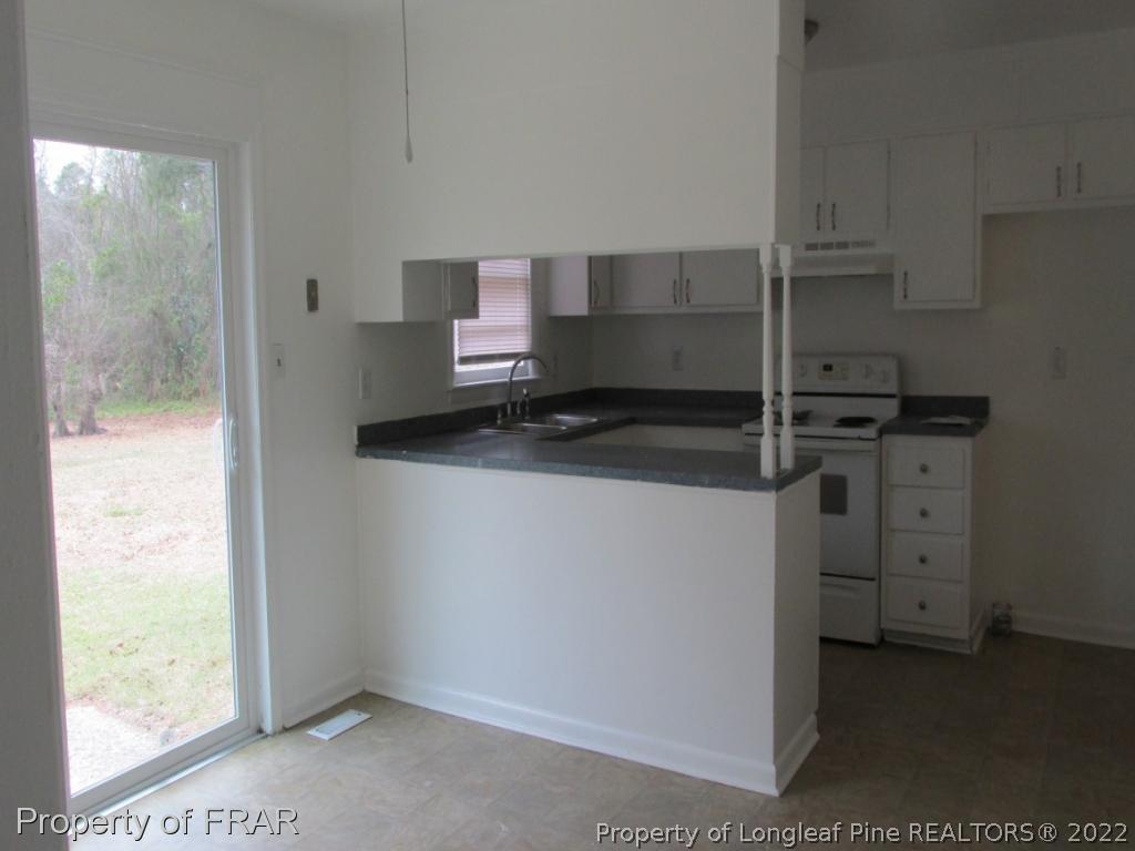 5390 Clinton Road Fayetteville, NC 28312 - Photo 4 of 18 Gallery Image 4