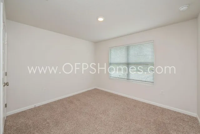 $2,500 | 6705 Sarah Ann Way, Laurel Hill, FL 32567