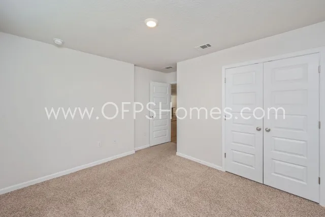 $2,500 | 6705 Sarah Ann Way, Laurel Hill, FL 32567