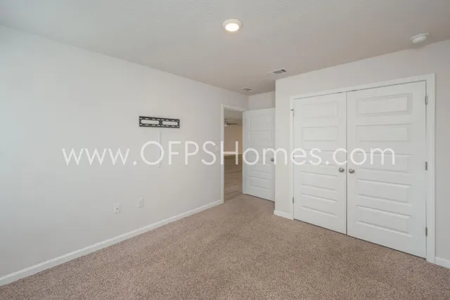 $2,500 | 6705 Sarah Ann Way, Laurel Hill, FL 32567