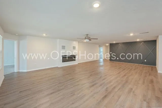 $2,500 | 6705 Sarah Ann Way, Laurel Hill, FL 32567