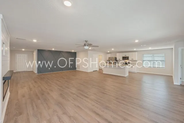 $2,500 | 6705 Sarah Ann Way, Laurel Hill, FL 32567