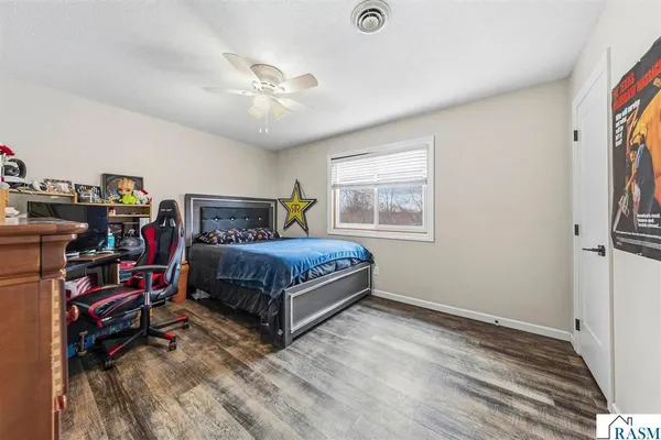 $399,900 | 229 Wadsworth Drive, Mankato, MN 56001