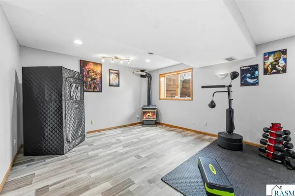 $399,900 | 229 Wadsworth Drive, Mankato, MN 56001