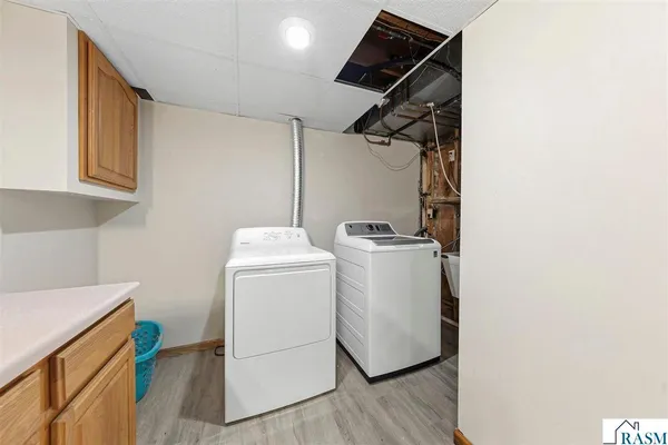 $399,900 | 229 Wadsworth Drive, Mankato, MN 56001