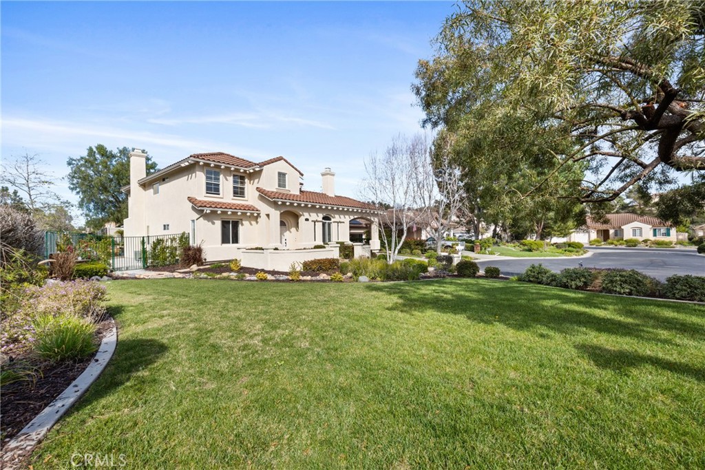 710 Greyfield Court Fallbrook, CA 92028 - Photo 2 of 62