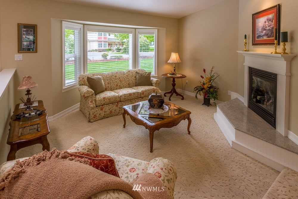 21804 49th Avenue Southeast Bothell, WA 98021 - Photo 2 of 22