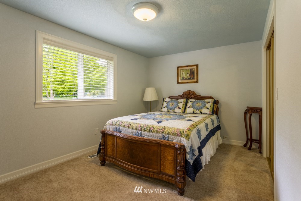 21804 49th Avenue Southeast Bothell, WA 98021 - Photo 8 of 22
