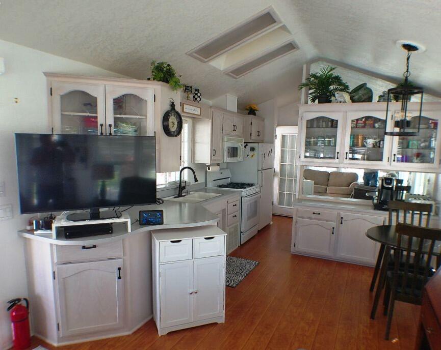 84136 Ave 44, Unit 628 Indio, CA 92203 - Photo 16 of 34 a kitchen with cabinets a sink and appliances
