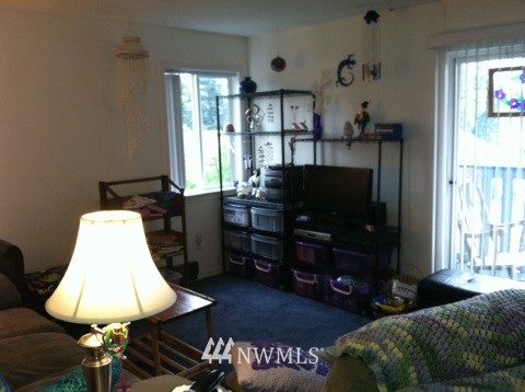 1010 Perry Avenue, Unit 101 Bremerton, WA 98310 - Photo 8 of 16 Gallery Image 8