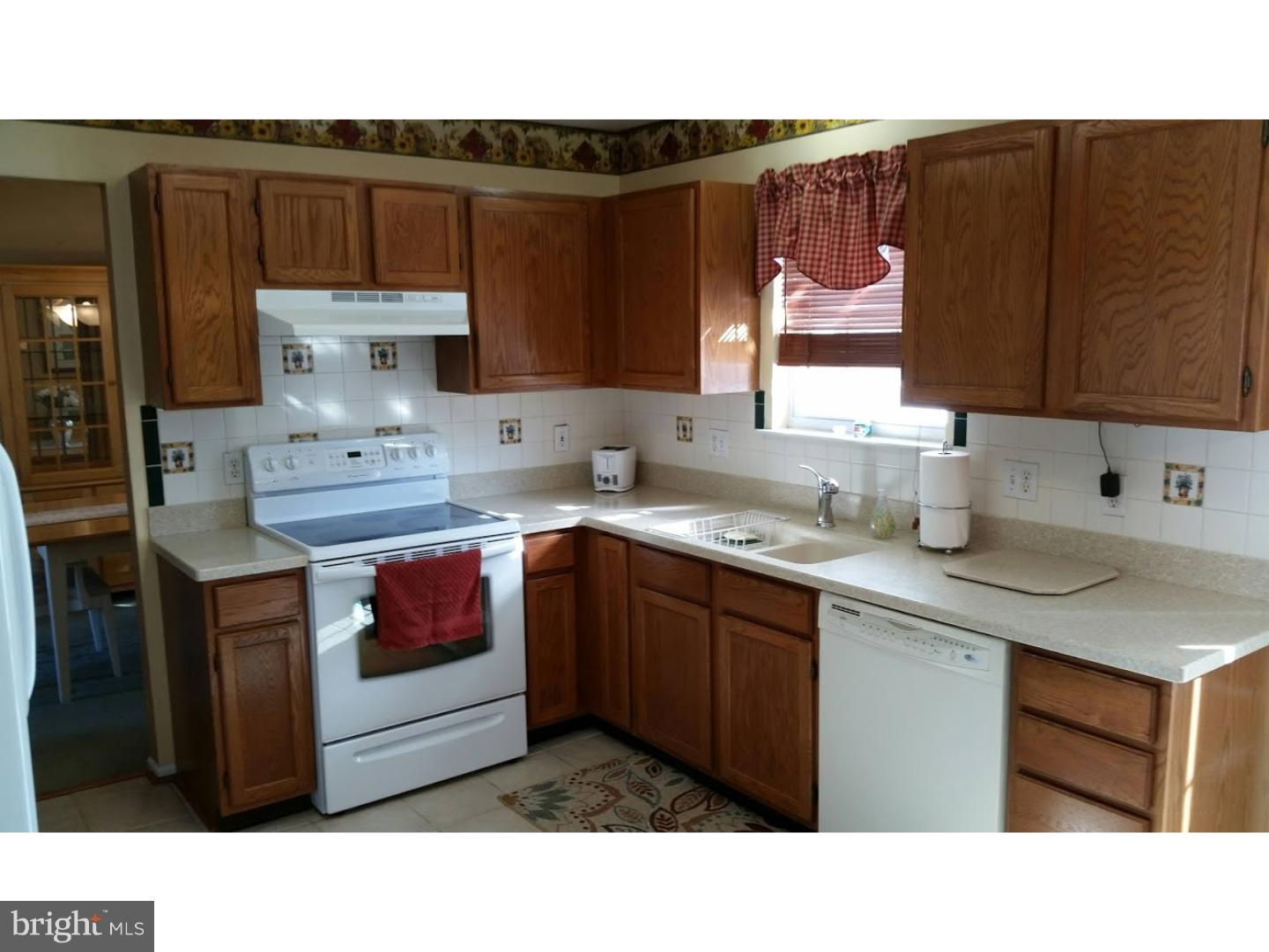 20 Birchgrove Road Newark, DE 19702 - Photo 8 of 25 Kitchen